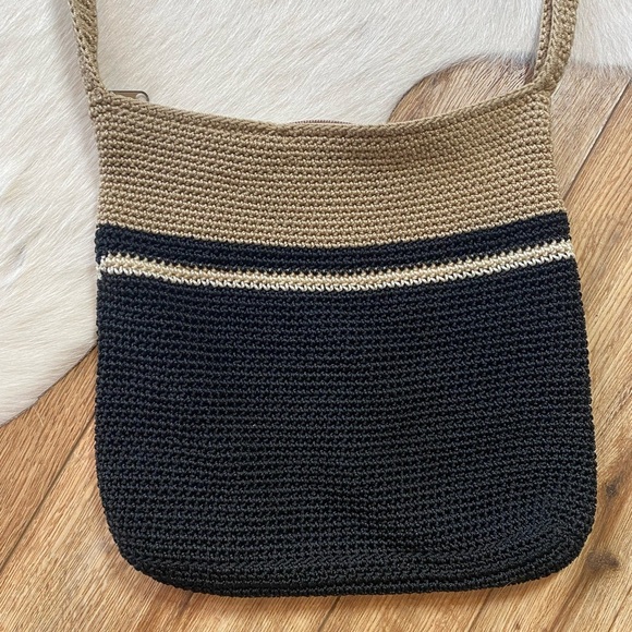 crochet knit shoulder bag - Picture 2 of 6